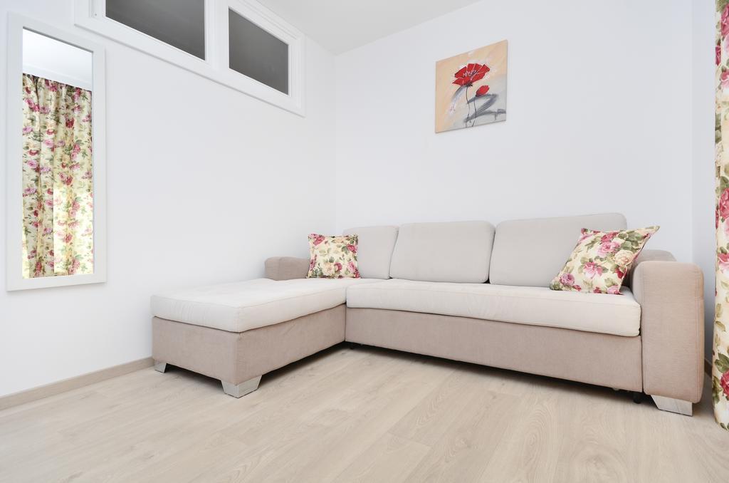 Apartment Mira II Drasnice Kültér fotó
